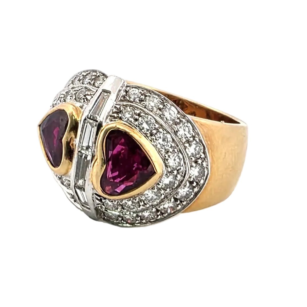 Bague Cocktail en or jaune, rubis et diamants - Castafiore