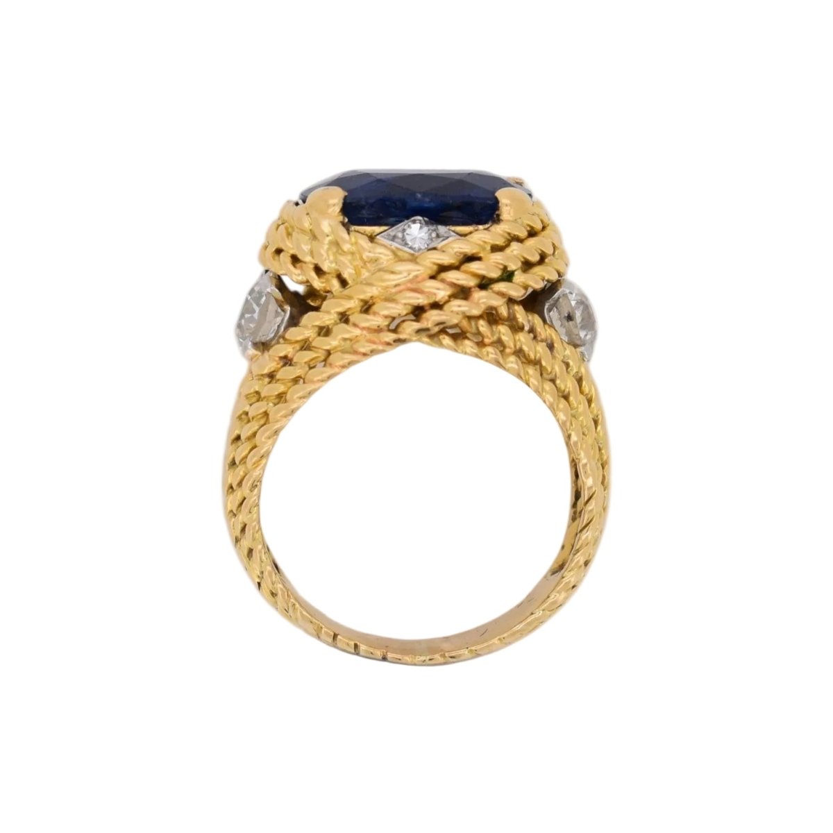 Bague Cocktail en or jaune, saphir et diamants - Castafiore