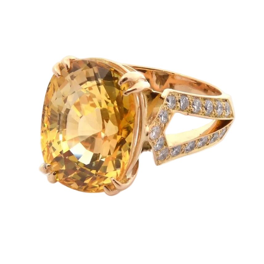 Bague Cocktail en or jaune, saphir et diamants - Castafiore