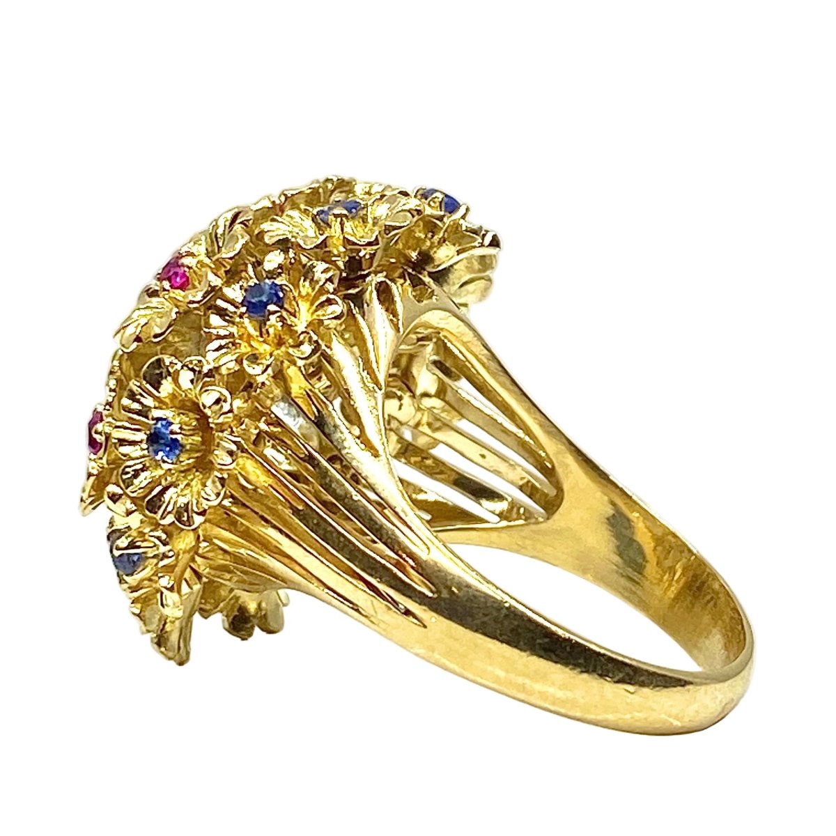 Bague Cocktail en or jaune, saphir, rubis et diamant - Castafiore