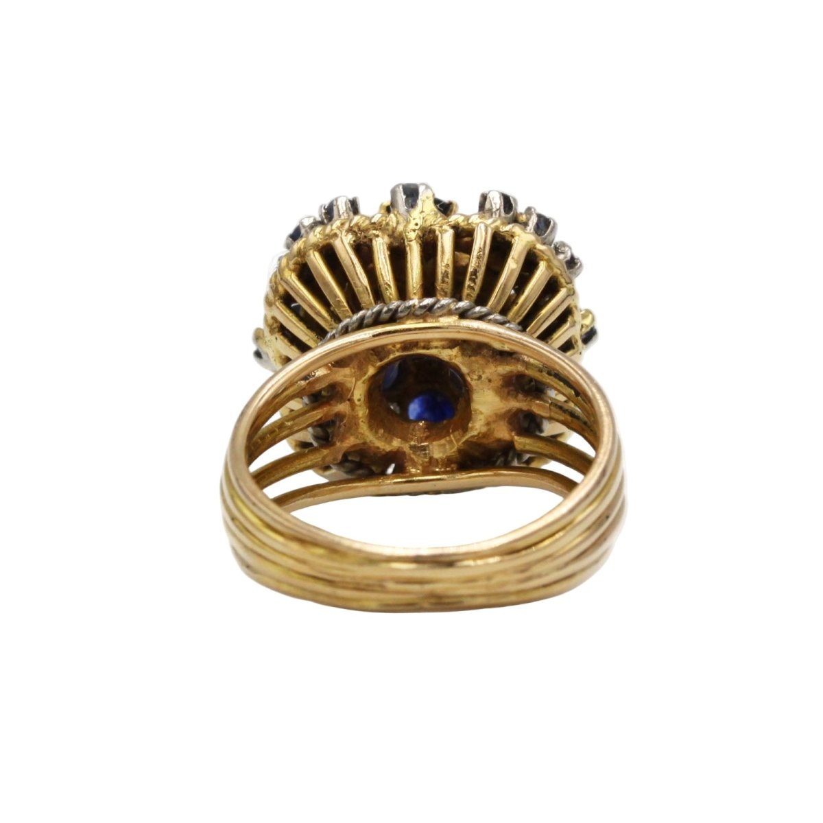 Bague Cocktail en or jaune, saphirs et diamants - Castafiore