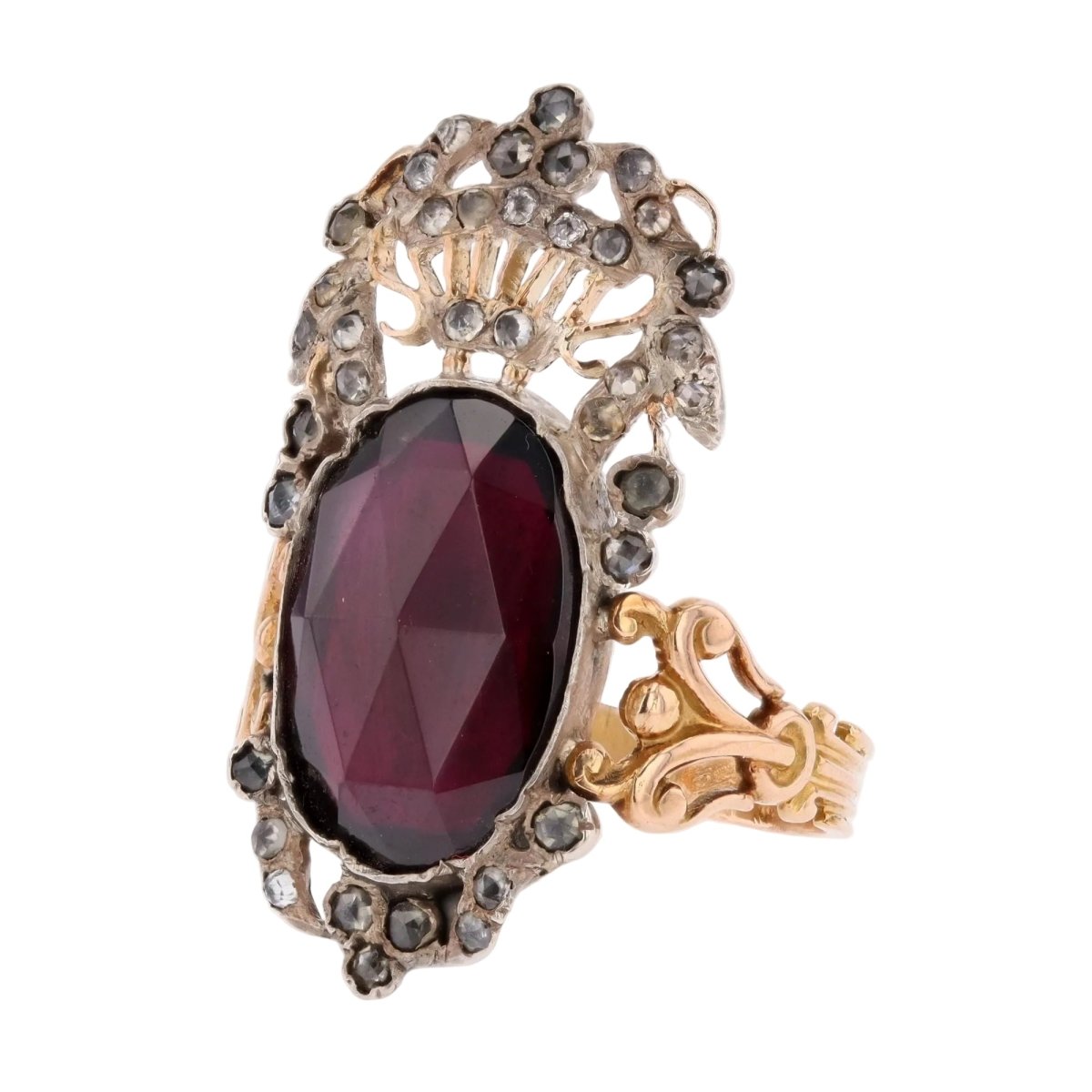 Bague Cocktail en or rose, argent, grenat et diamants - Castafiore