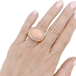 Bague Cocktail en or rose, corail et diamants - Castafiore