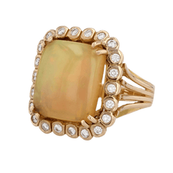 Bague Cocktail en or rose, opale et diamants - Castafiore