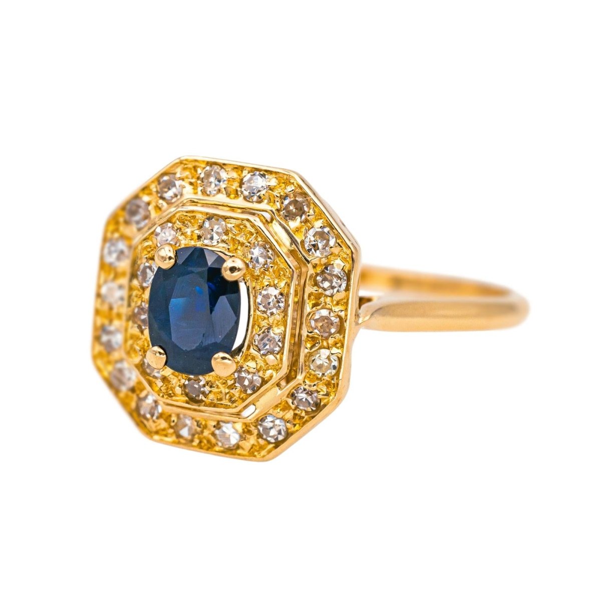 Bague Cocktail en or rose, saphir et diamants - Castafiore