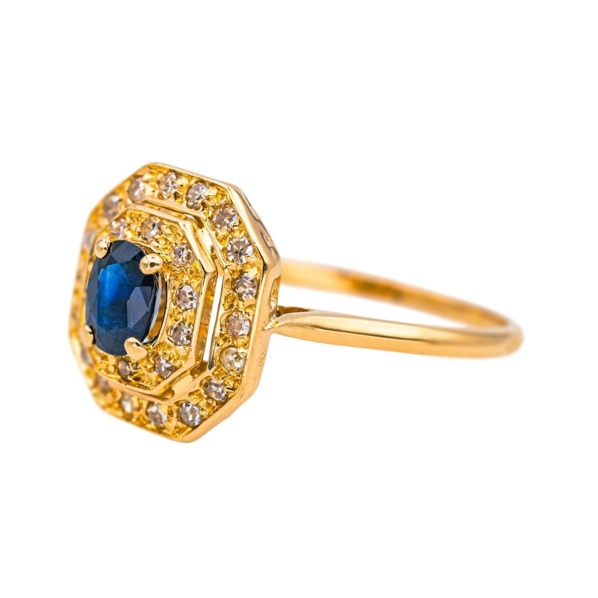 Bague Cocktail en or rose, saphir et diamants - Castafiore