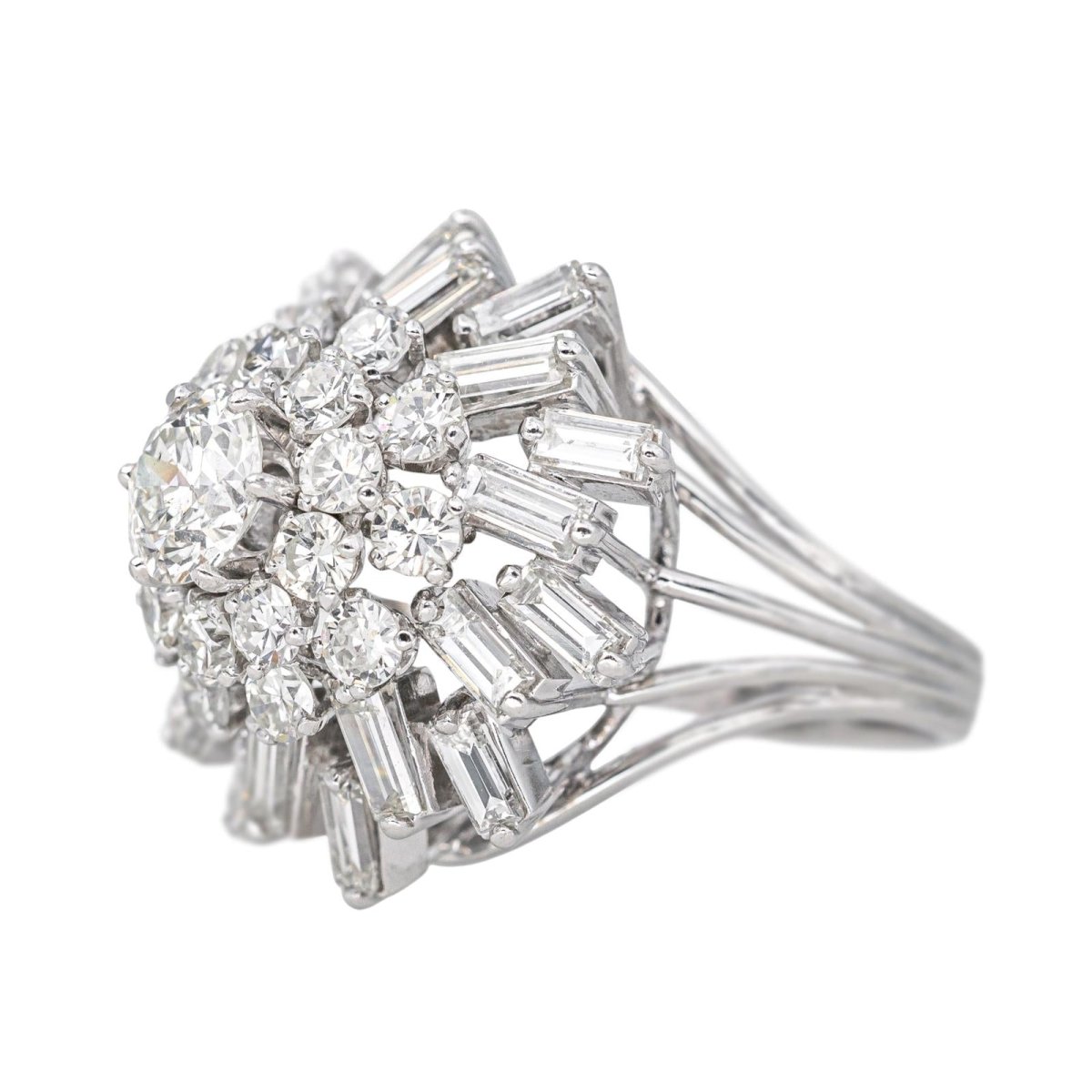 Bague Cocktail en platine et diamants - Castafiore