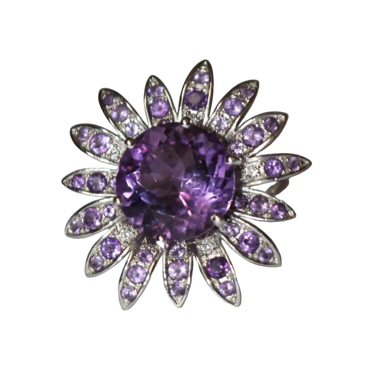 Bague Cocktail MAUBOUSSIN en or blanc, améthystes et diamants - Castafiore