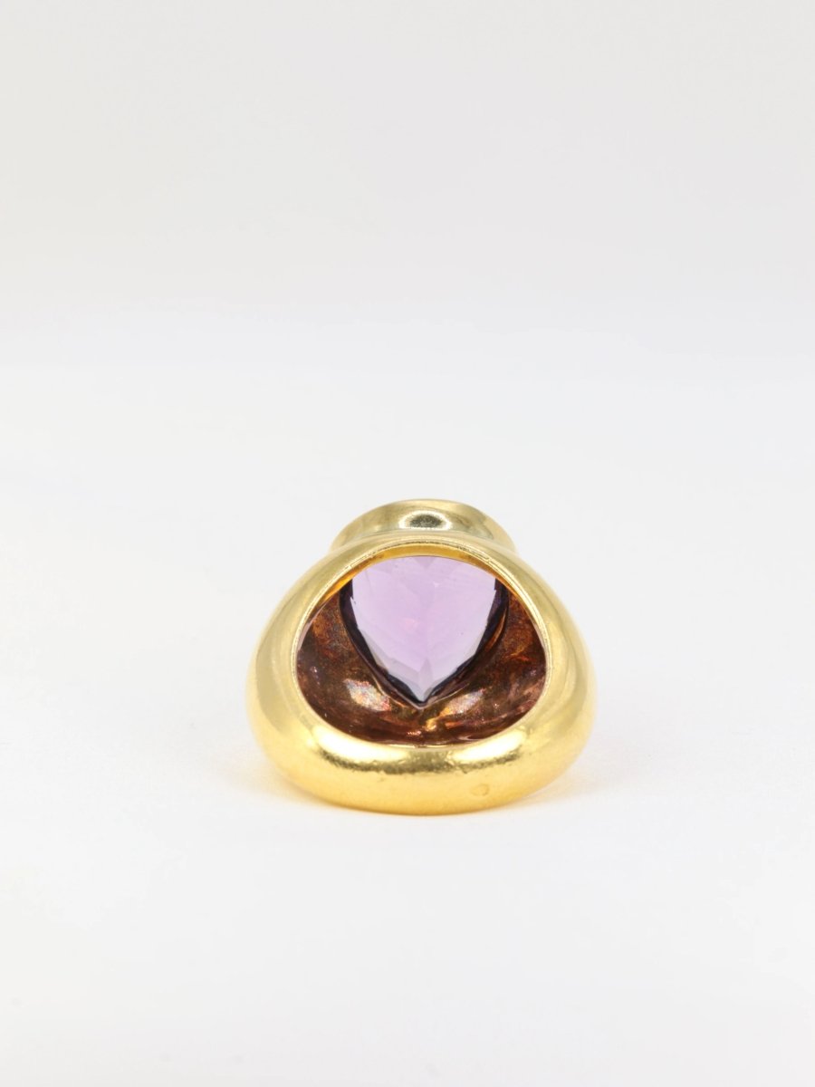 Bague cocktail vintage en or jaune et améthyste poire - Castafiore