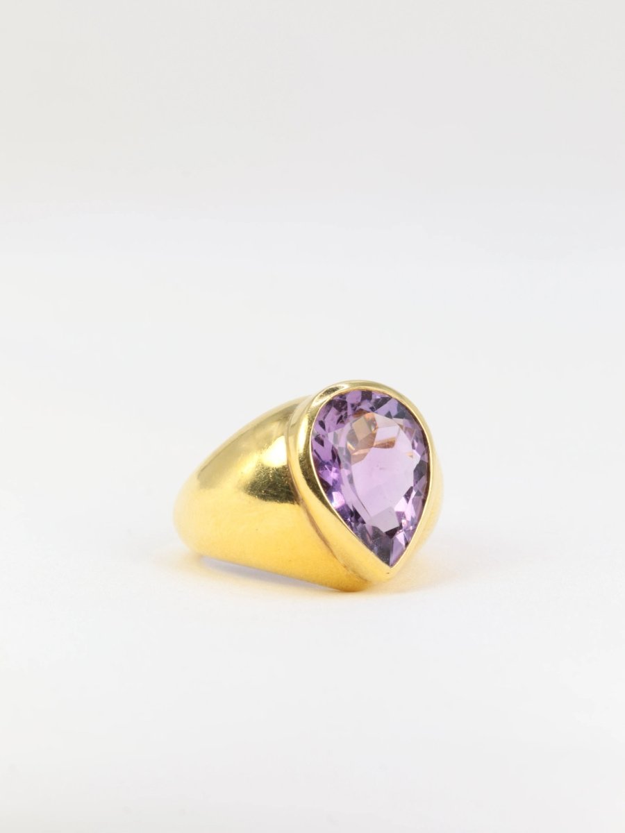 Bague cocktail vintage en or jaune et améthyste poire - Castafiore