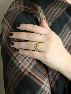 Bague couronne or jaune diamants perles - Castafiore