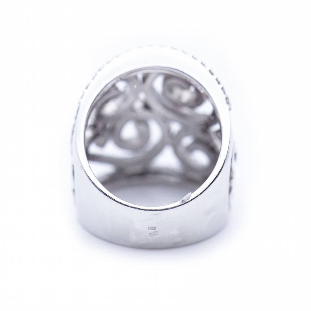 Bague CROWN en or blanc avec diamants blancs et noirs - Castafiore