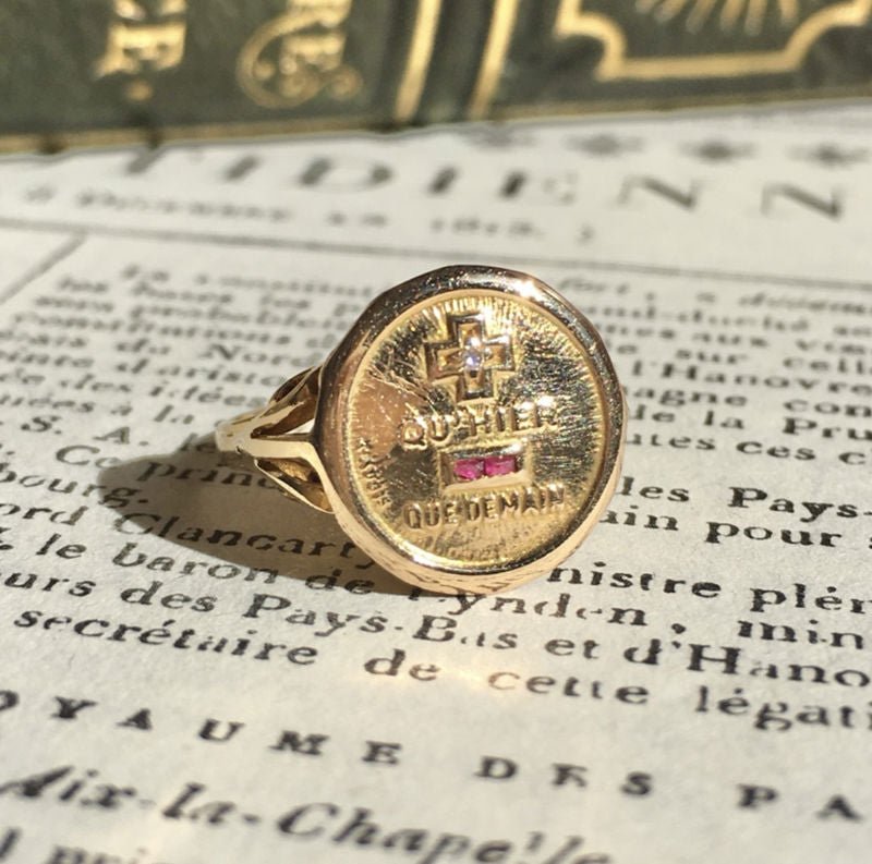 Bague d’amour Augis en or jaune 18K - Castafiore