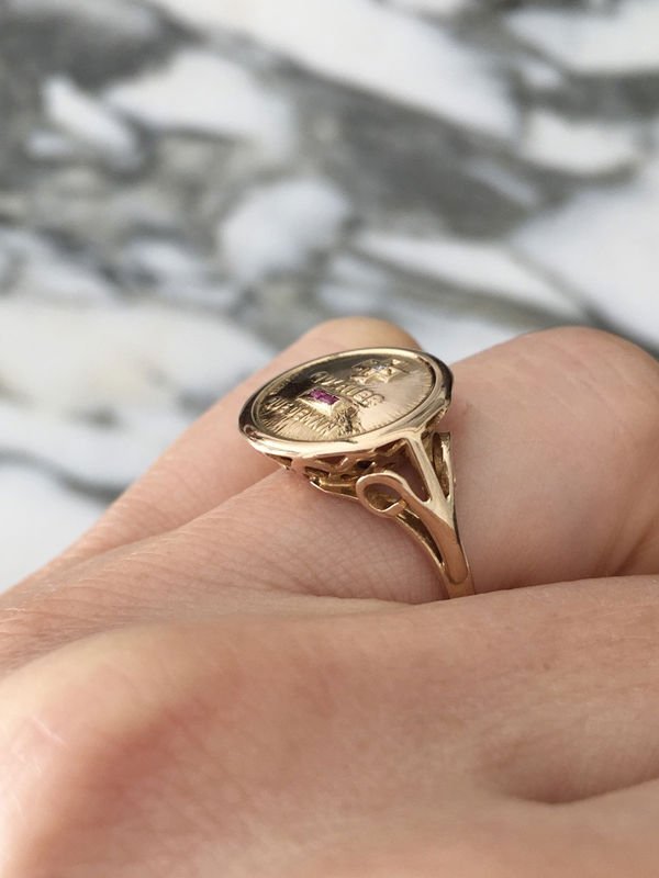 Bague d’amour Augis en or jaune 18K - Castafiore