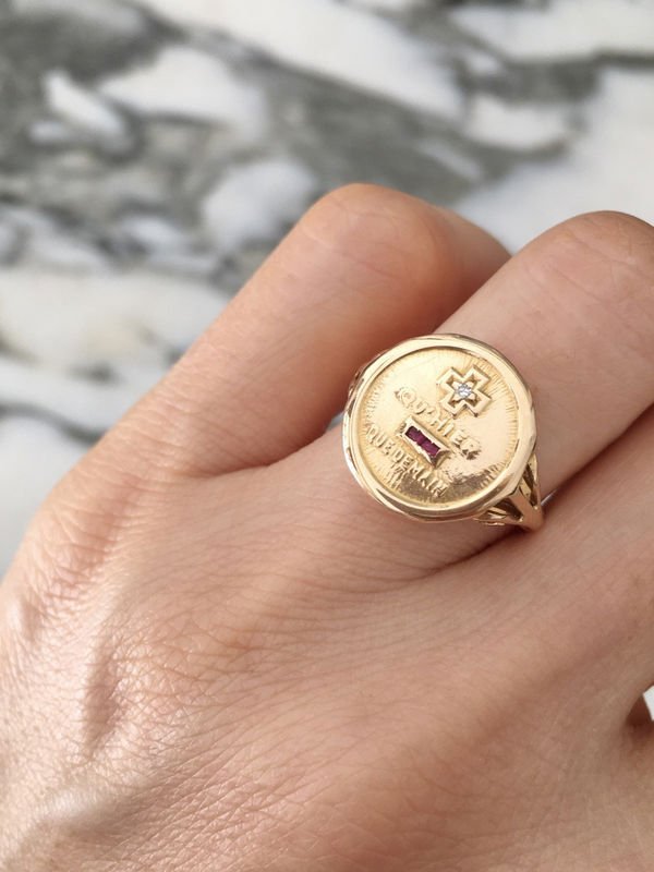 Bague d’amour Augis en or jaune 18K - Castafiore