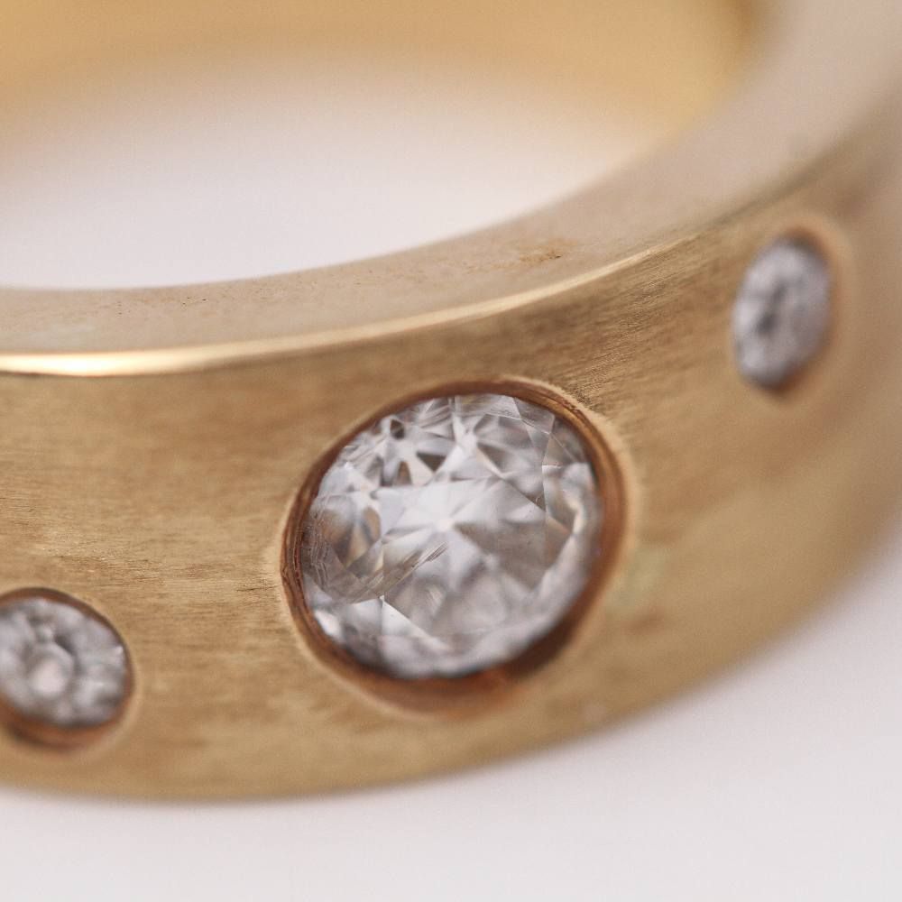 Bague d'auteur en or et brillants - Castafiore