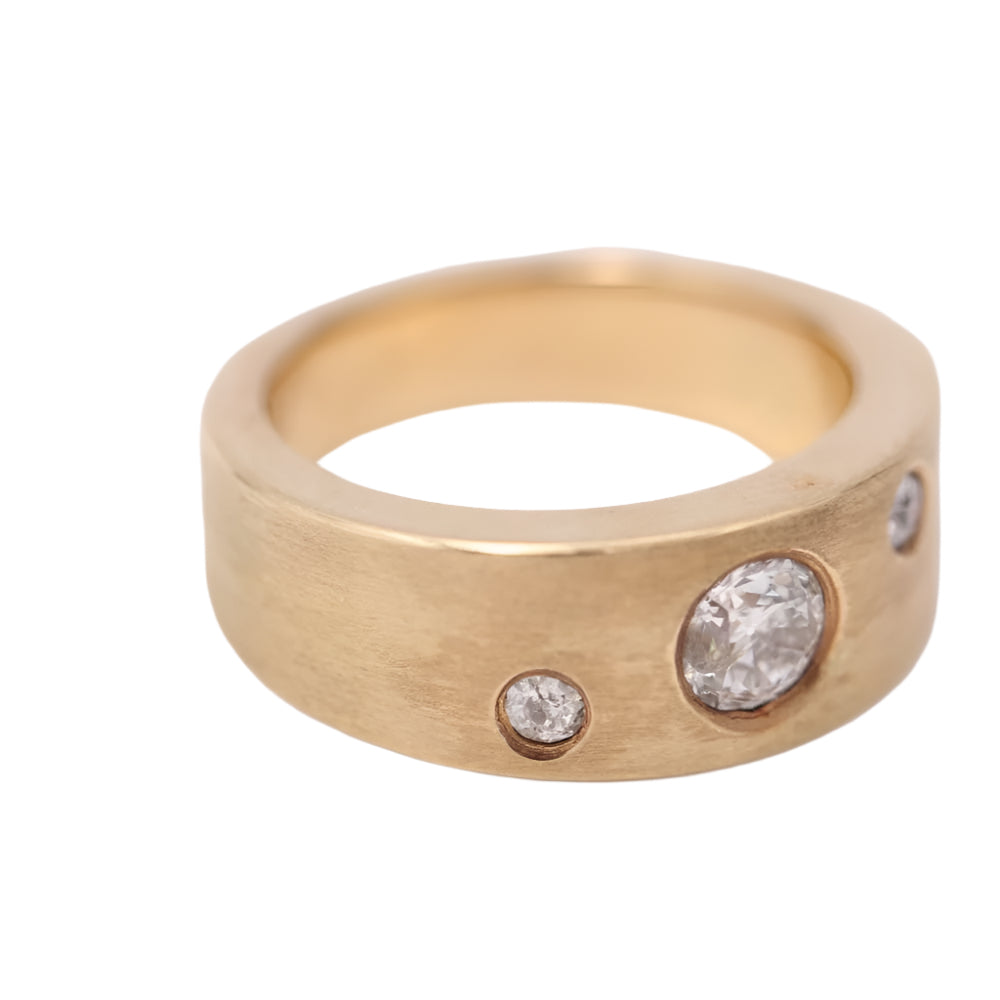 Bague d'auteur en or et brillants - Castafiore