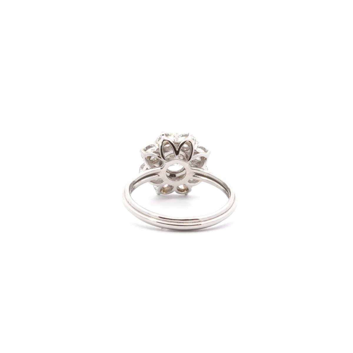 Bague de fiançailles marguerite en platine diamants - Castafiore