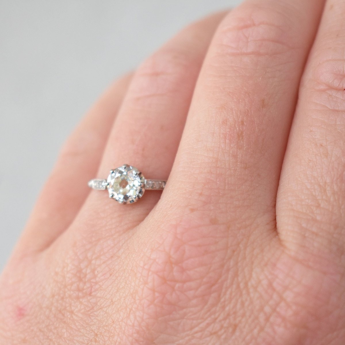 Bague de Fiançailles Solitaire avec Diamants - Belle Époque - Castafiore