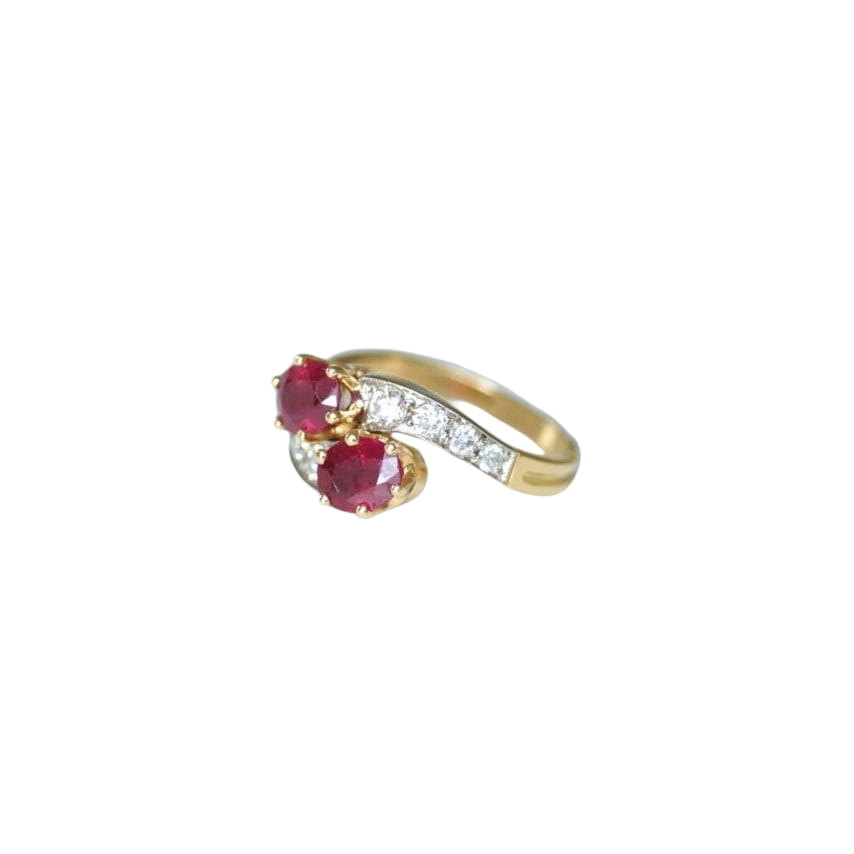Bague de Fiançailles Toi et Moi Rubis et Diamants sur Or Jaune - Castafiore