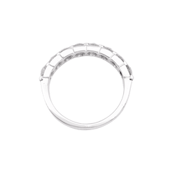 Bague Demi - Alliance en or blanc et diamants - Castafiore