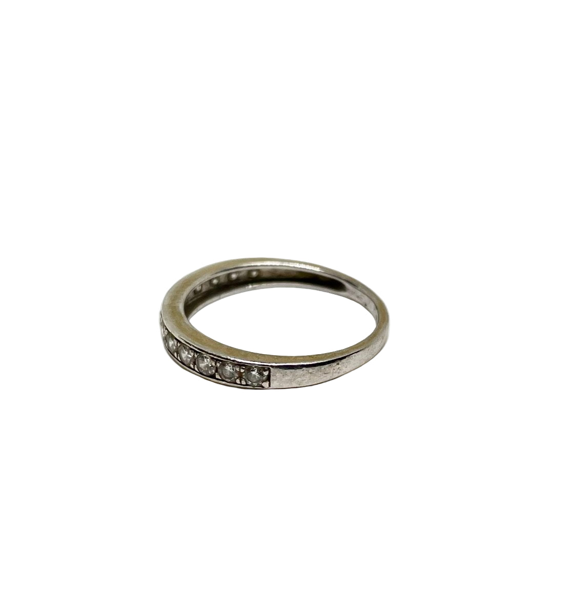 Bague demi sertie en or gris et diamants - Castafiore