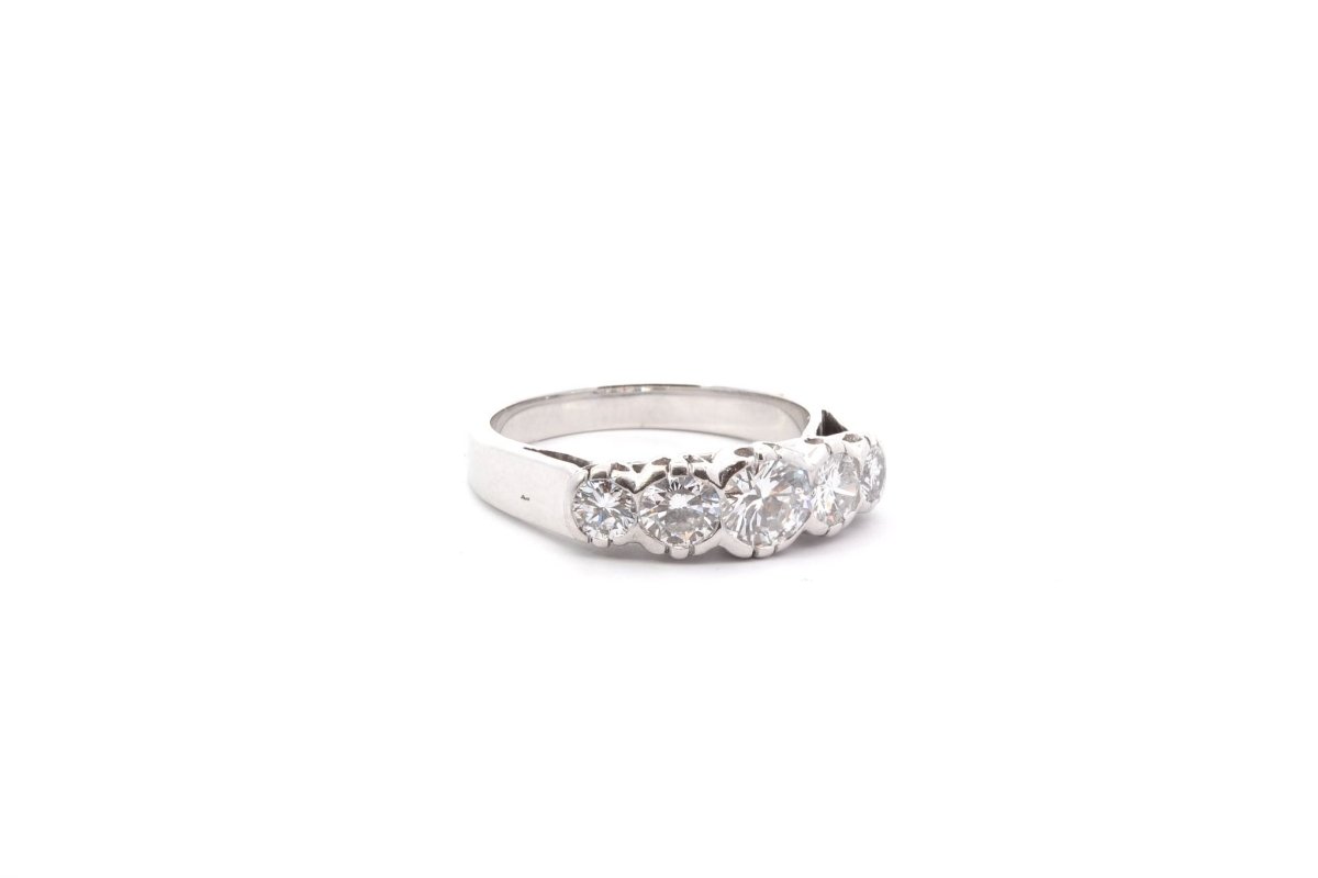 Bague diamants en or blanc 18k et platine - Castafiore