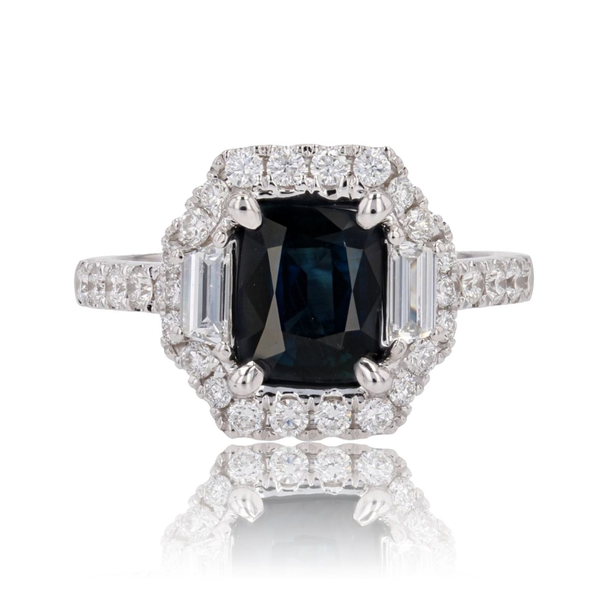 Bague diamants et saphir bleu intense - Castafiore