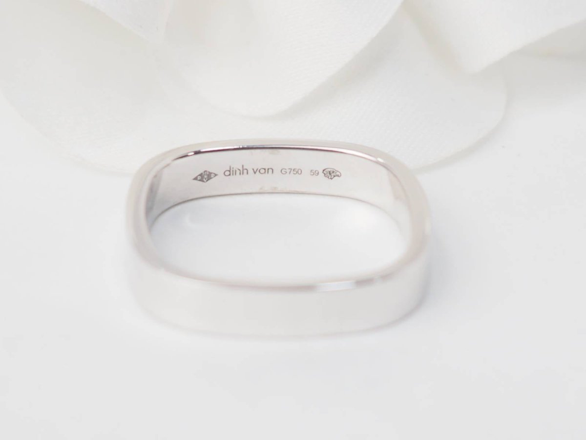 Bague Dinh Van carrée en or blanc - Castafiore