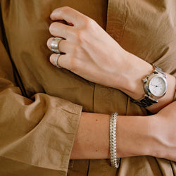 Bague DIOR gourmette en or blanc et diamants