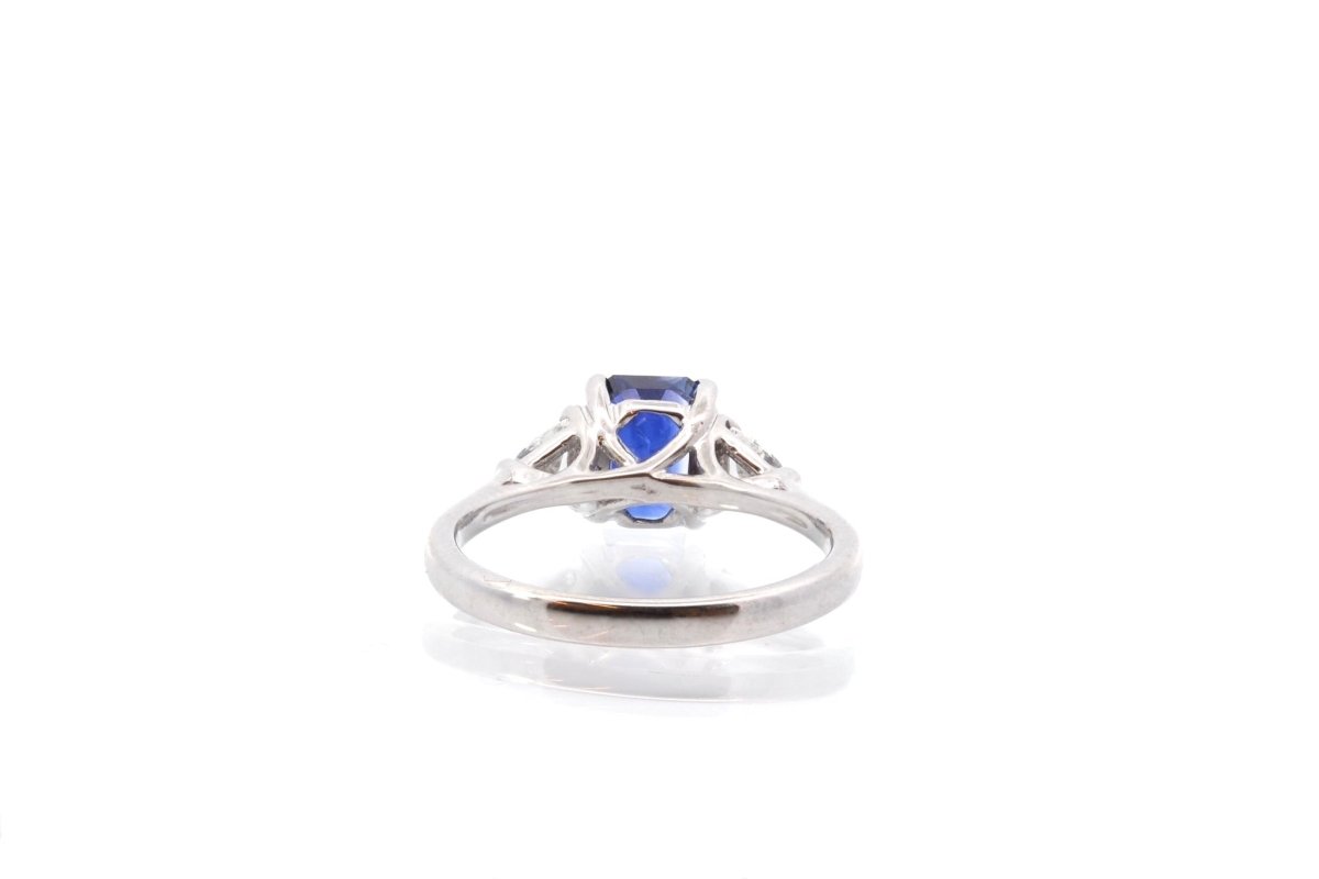 Bague d'occasion saphir et diamants triangles en or - Castafiore