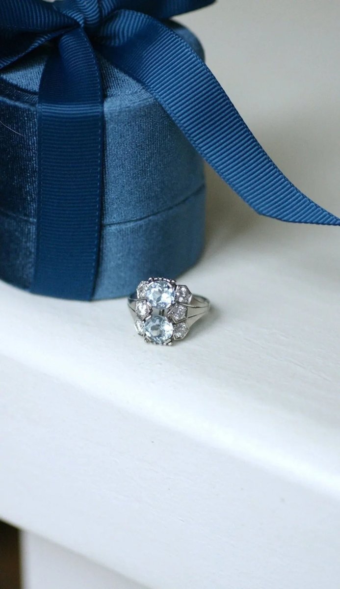 Bague dôme Art Deco aigue - marine et diamant - Castafiore