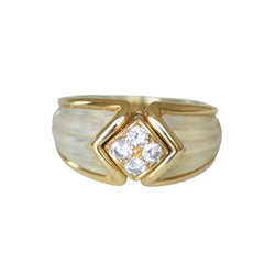 Bague Dôme BOUCHERON en or jaune, cristal de roche et diamants - Castafiore