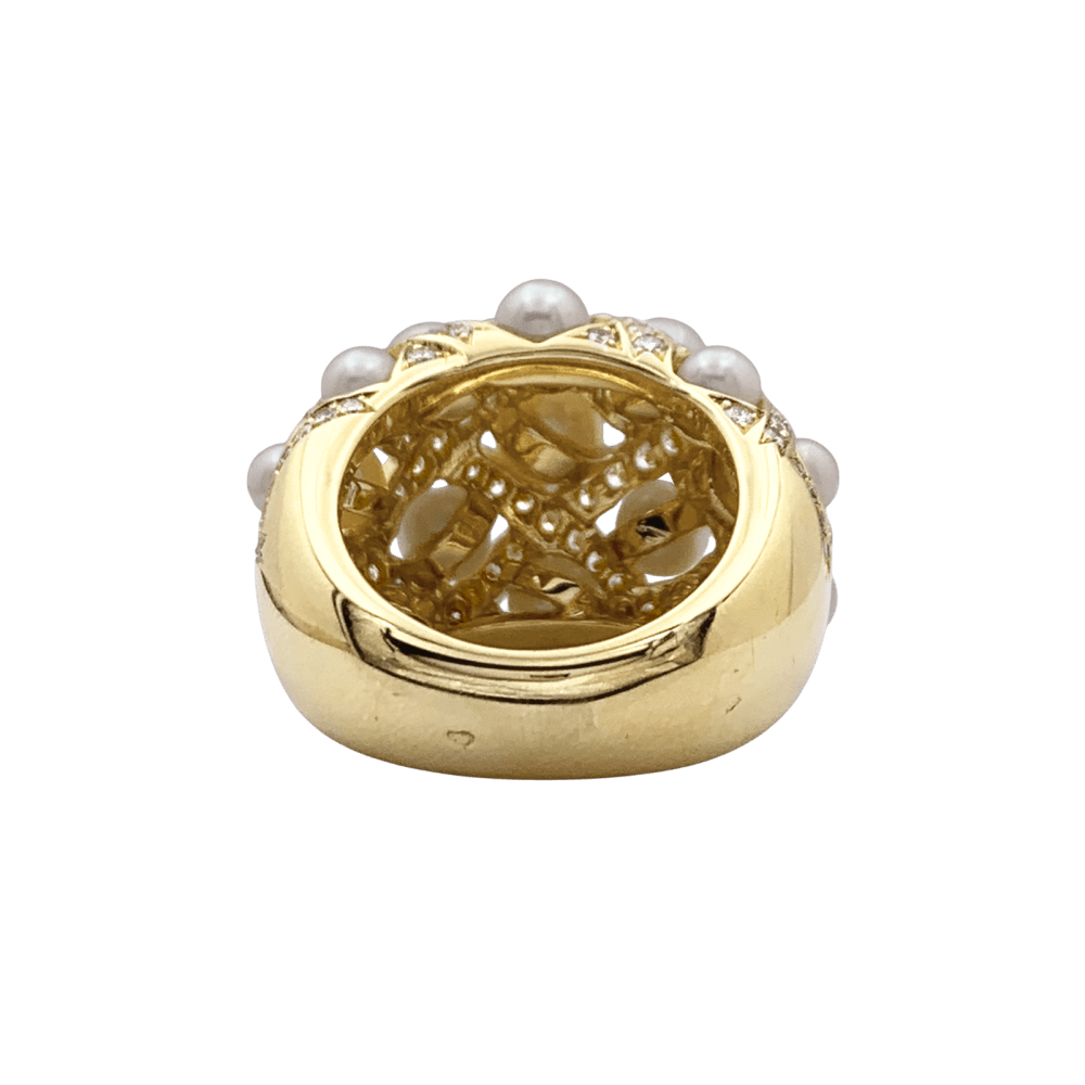 Bague Dôme CHANEL "Baroque" en or jaune, perles et diamants - Castafiore