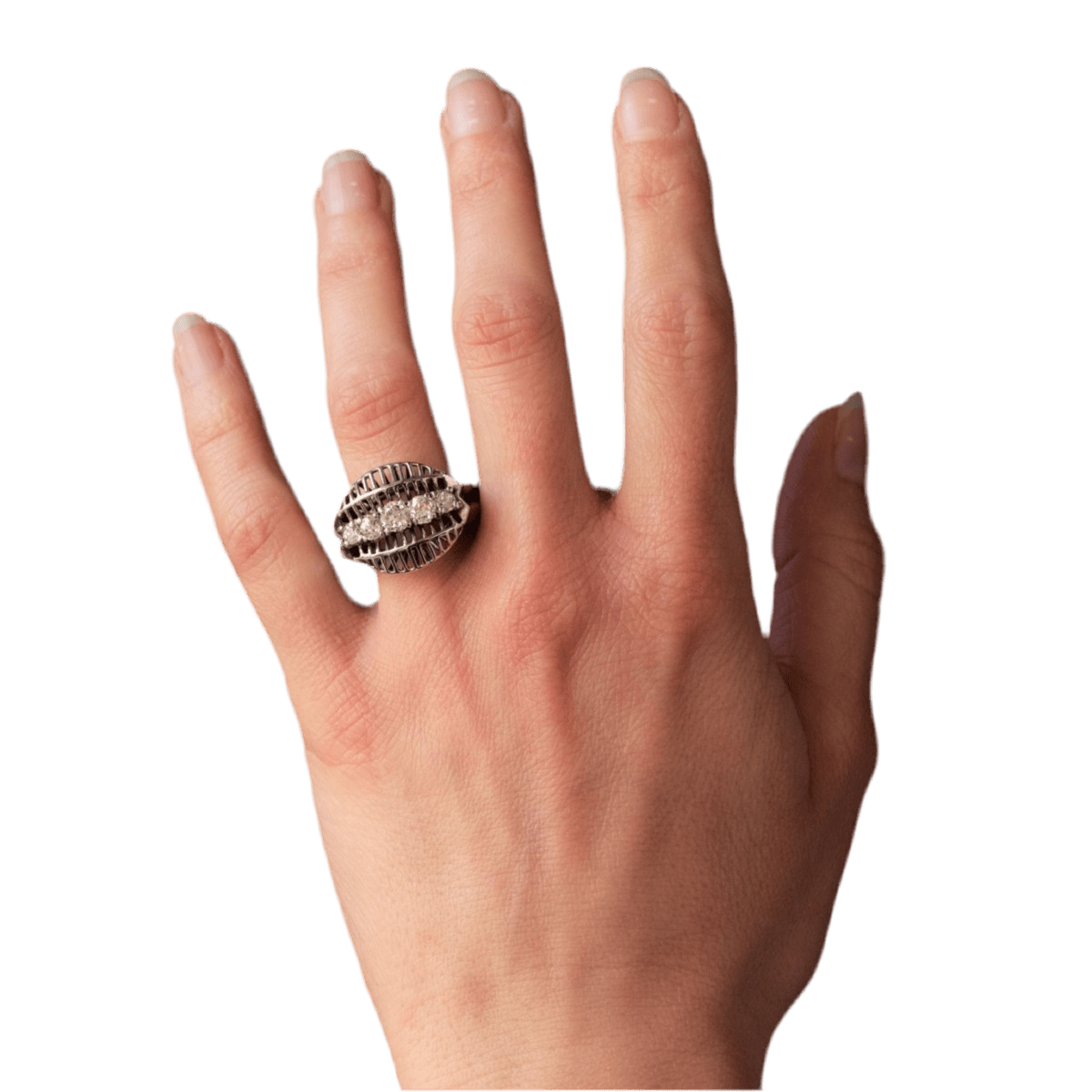 Bague Dôme en or blanc et diamants - Castafiore