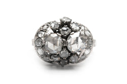 Bague Dôme en or blanc et diamants - Castafiore