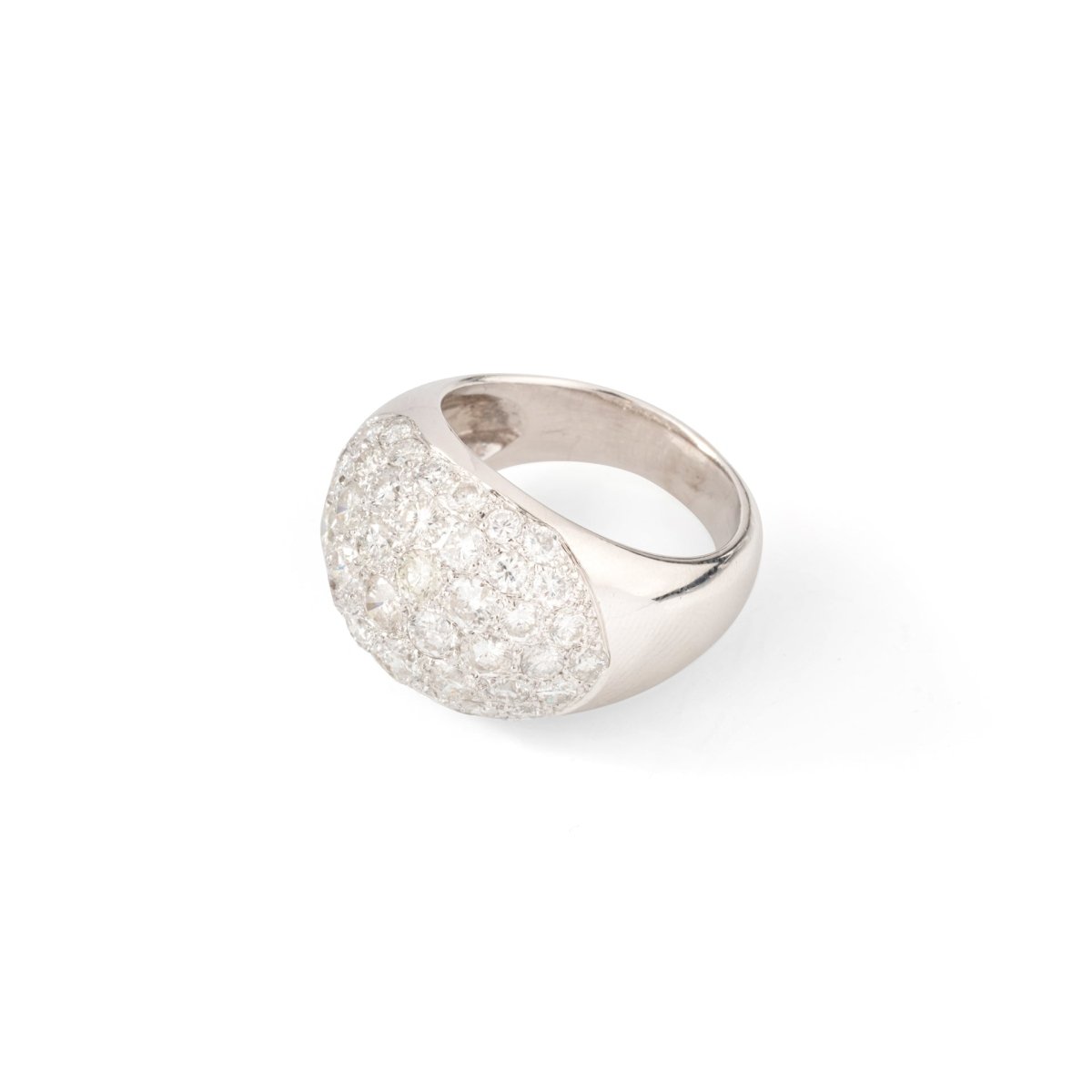 Bague Dôme en or blanc et diamants - Castafiore