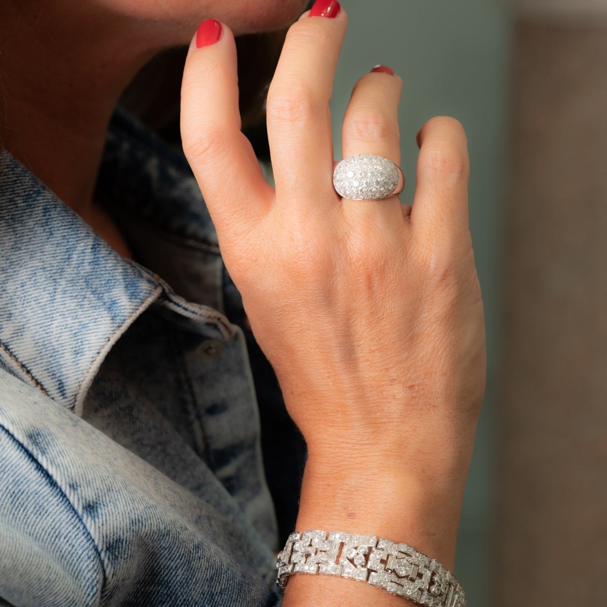 Bague Dôme en or blanc et diamants - Castafiore