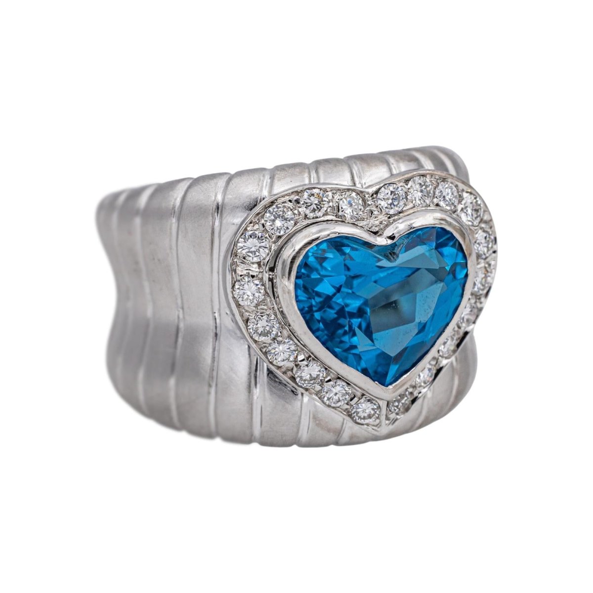 Bague Dôme en or blanc, topaze et diamants - Castafiore
