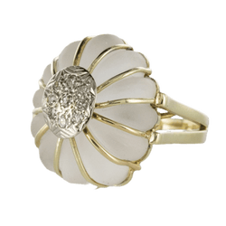 Bague Dôme en or jaune, cristal de roche et diamants - Castafiore