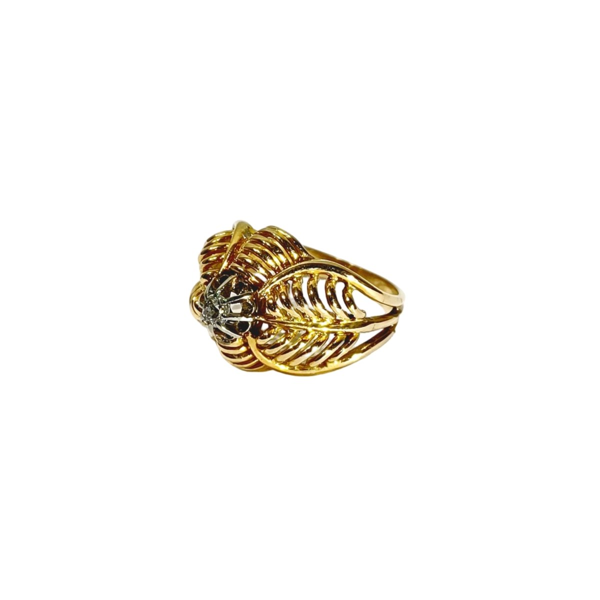 Bague Dôme en or jaune et diamant - Castafiore