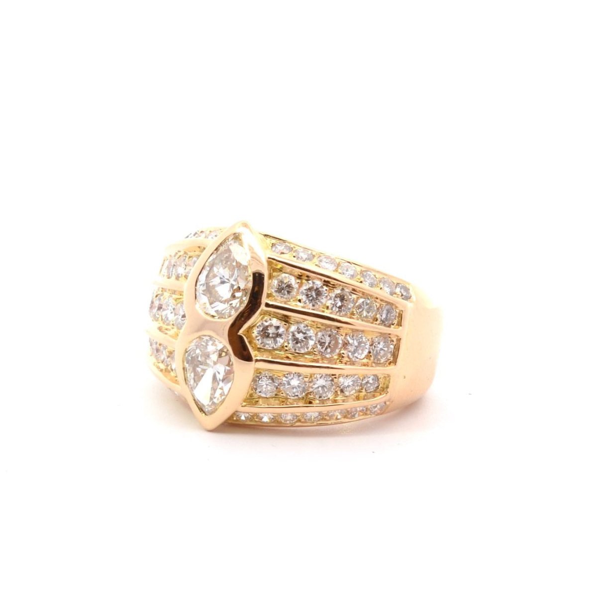 Bague Dôme en or jaune et diamants - Castafiore