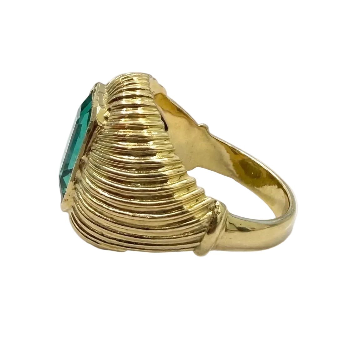 Bague Dôme en or jaune et émeraude - Castafiore