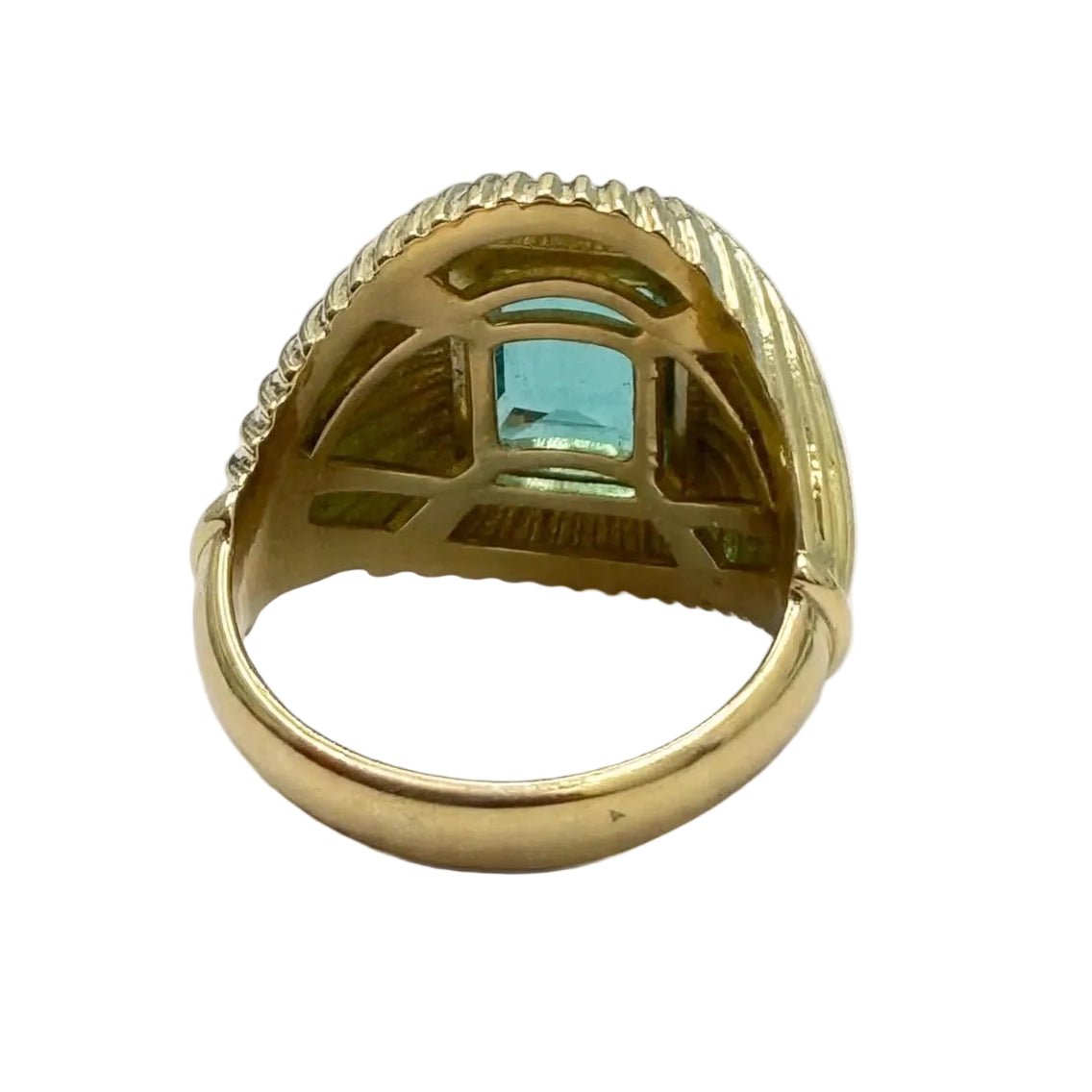 Bague Dôme en or jaune et émeraude - Castafiore