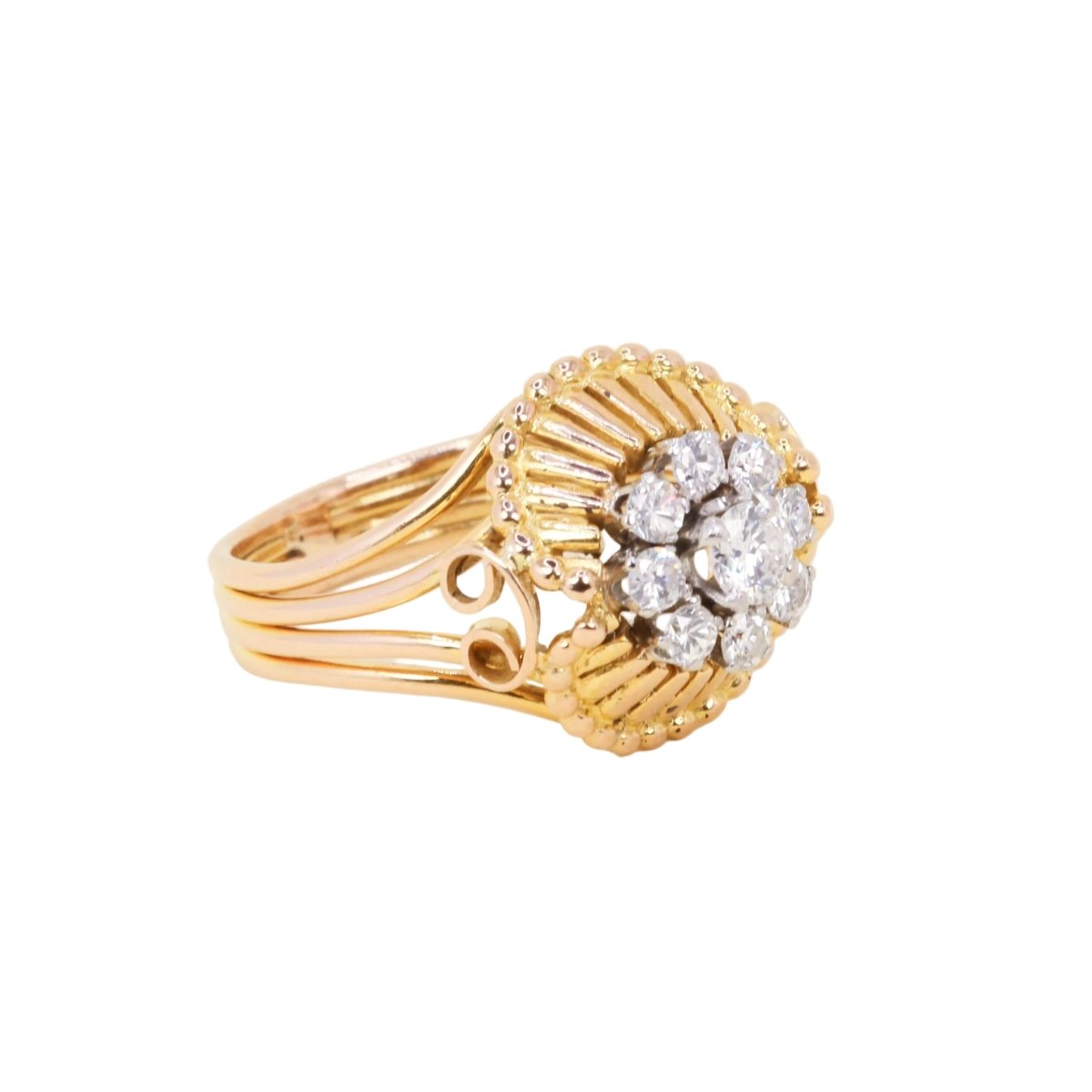 Bague Dôme en or jaune, platine et diamants - Castafiore