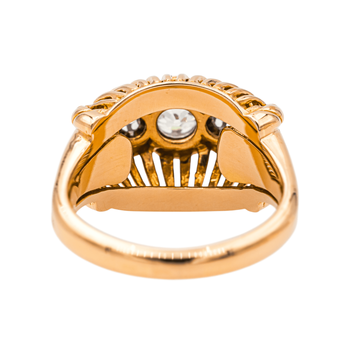 Bague Dôme en or jaune, platine et diamants - Castafiore