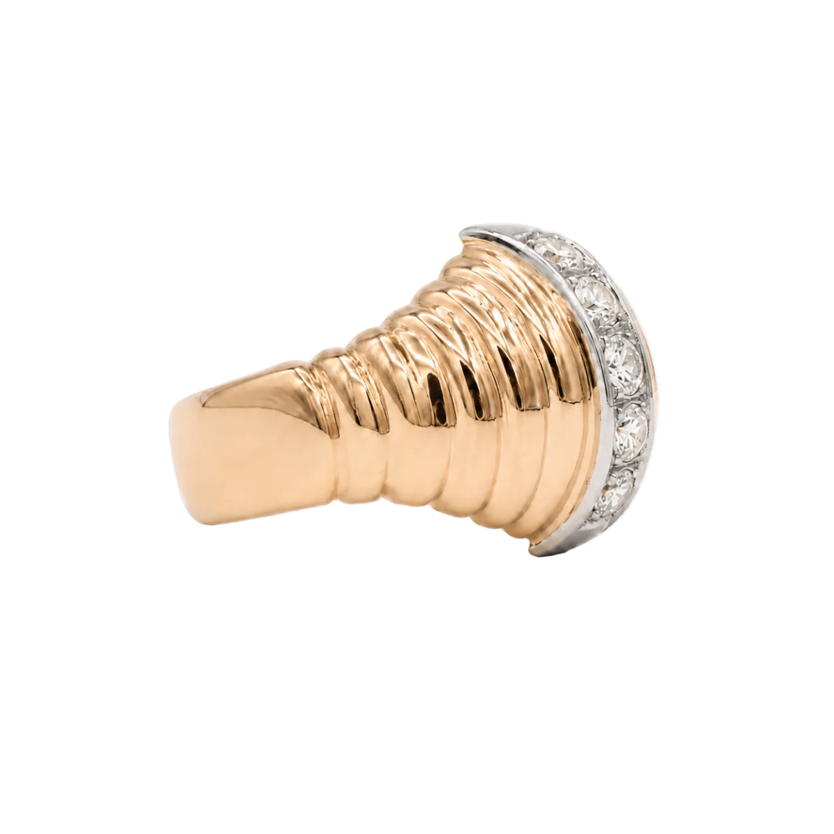 Bague Dôme en or rose et diamants - Castafiore