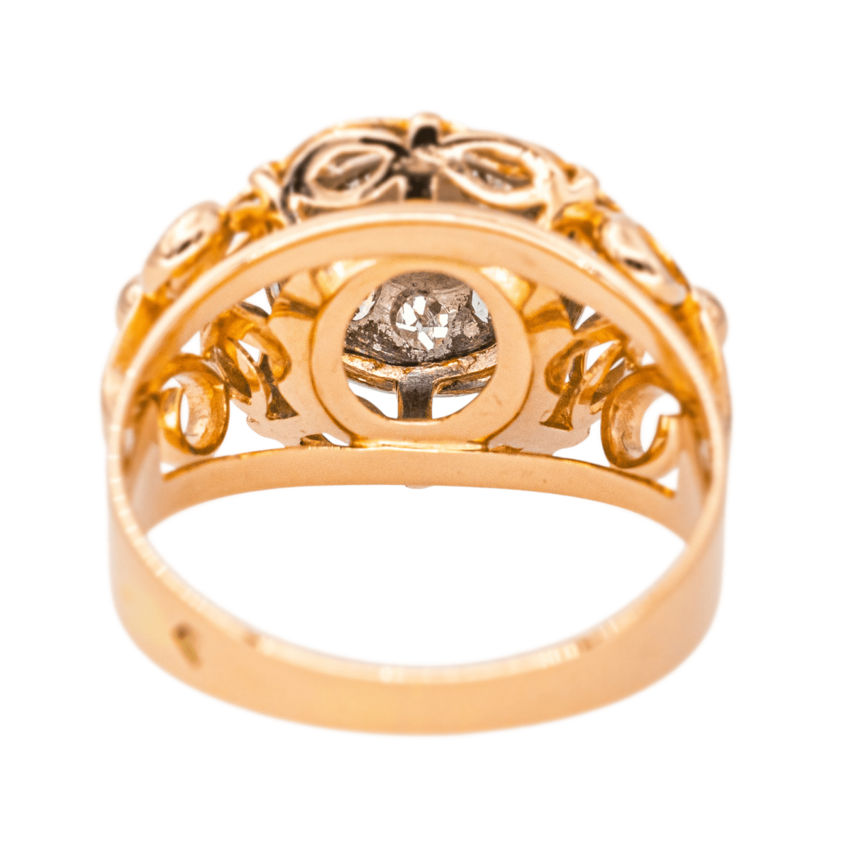 Bague Dôme en or rose et diamants - Castafiore