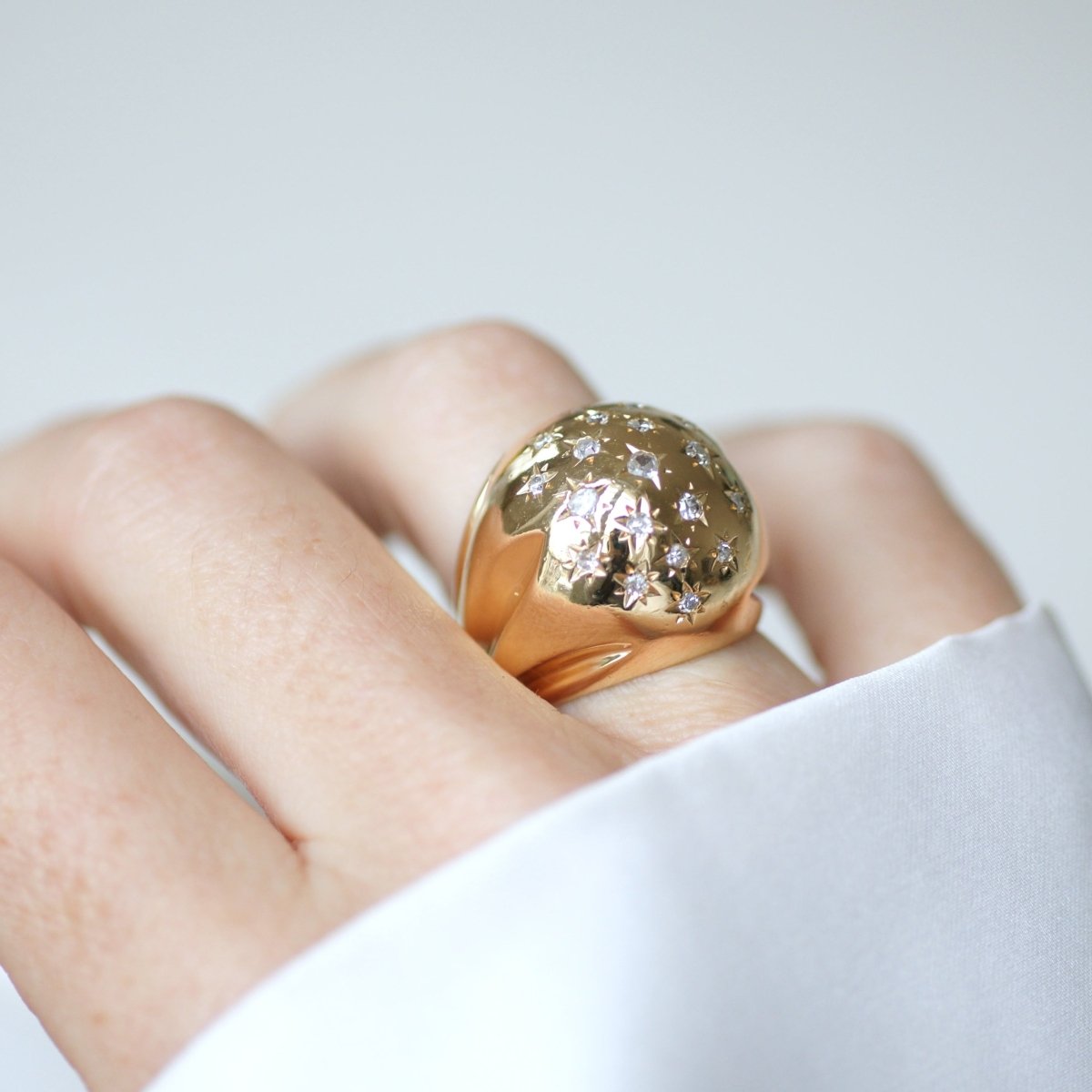 Bague Dôme en or rose et diamants - Castafiore