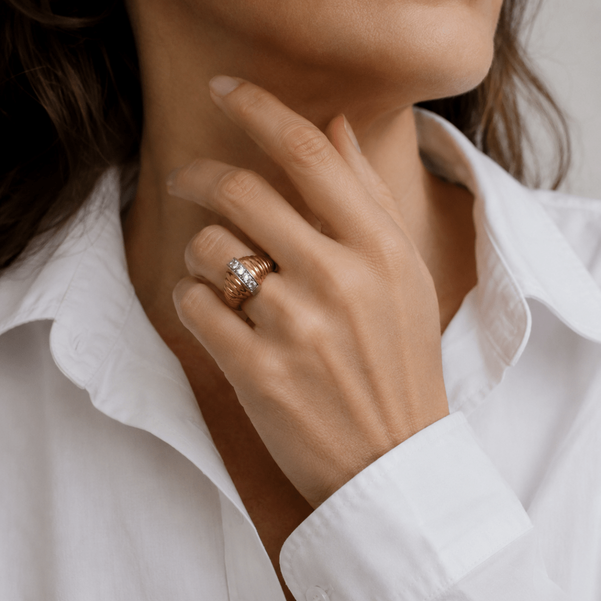 Bague Dôme en or rose et diamants - Castafiore